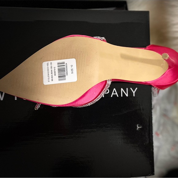 New York and Company Women Heels - Picture 2 of 5